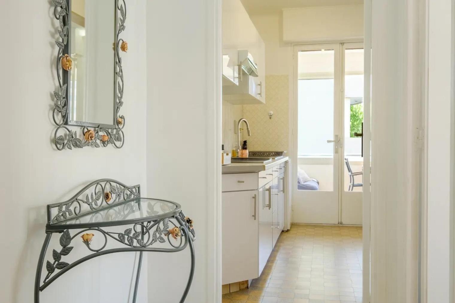 Croisette 2 Bedroom And Terrace Apartment *