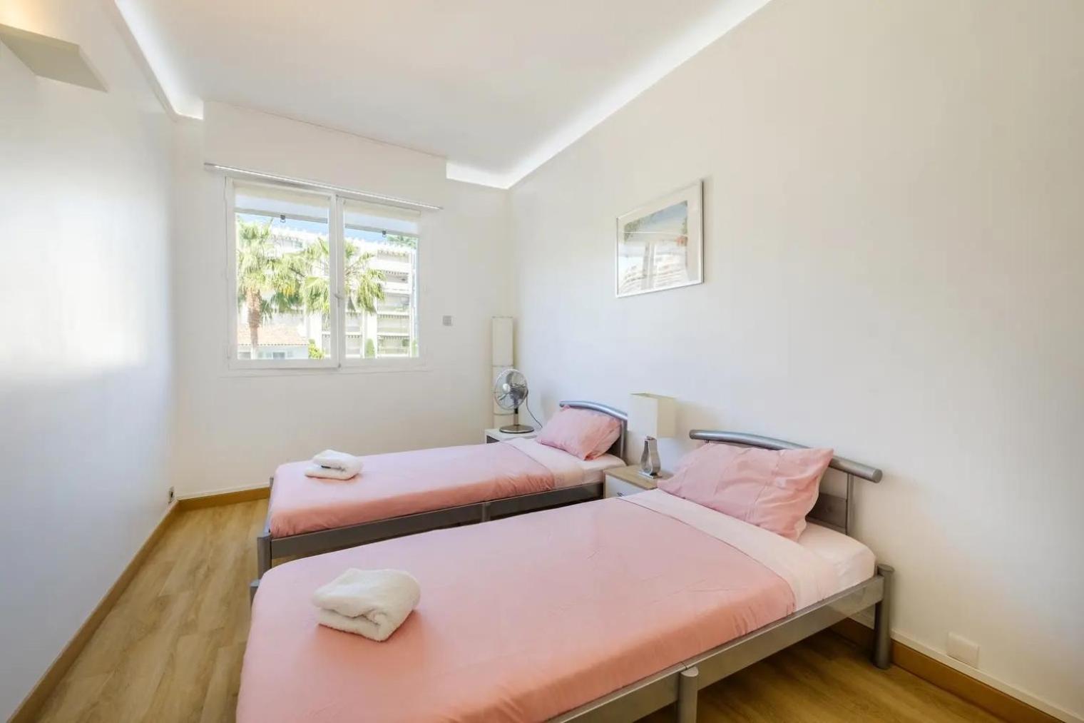 Croisette 2 Bedroom And Terrace *