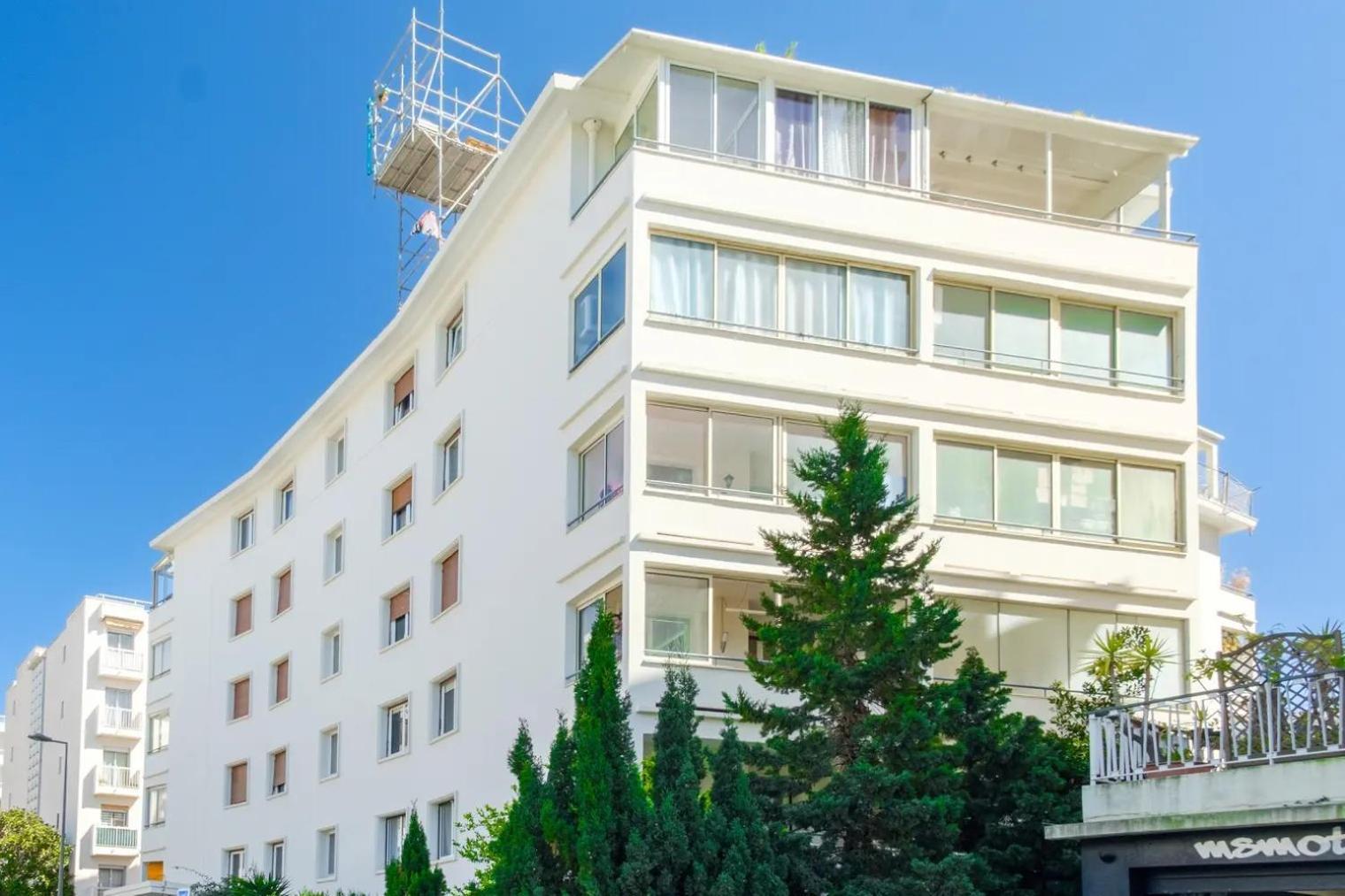 Croisette 2 Bedroom And Terrace *