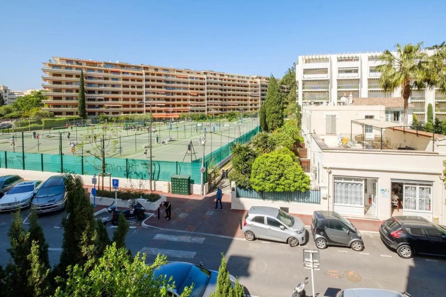 Croisette 2 Bedroom And Terrace Apartment